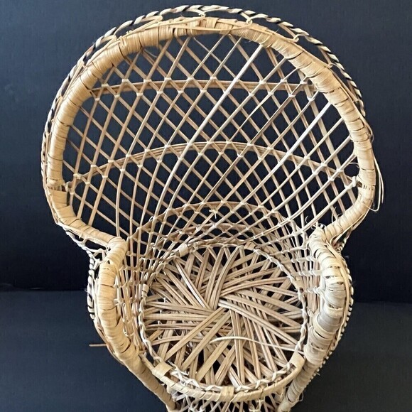 Wicker Peacock Rattan Chair Doll Plant Stand Boho Decor Fan Back 15" 90s Y2K - Picture 2 of 11